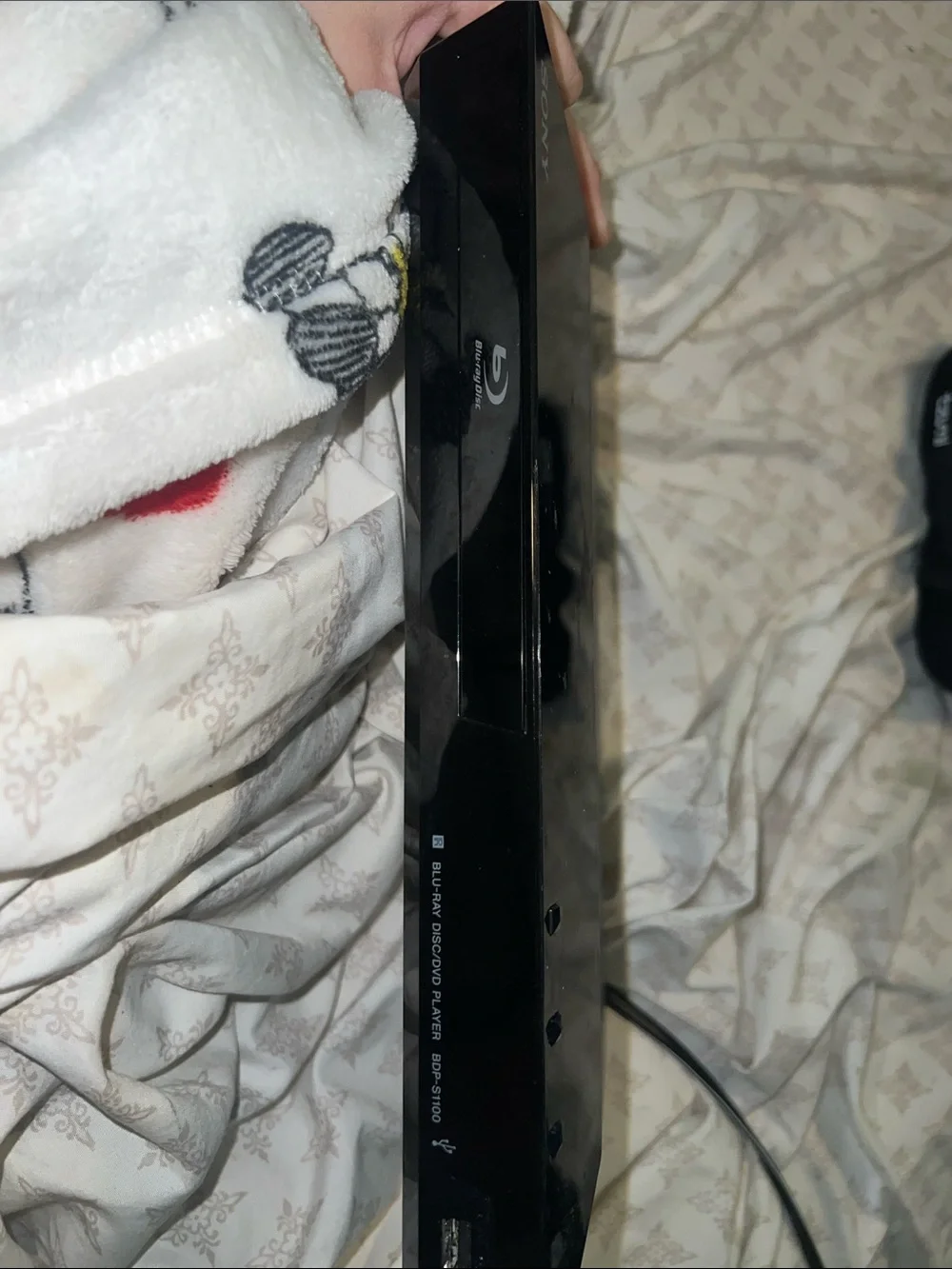 Sony Black Blu-ray/DVD Player Rear HDMI & Optical Outputs
